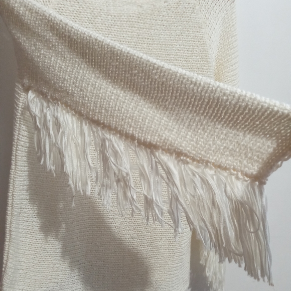 Zara M Knit Fringe Sleeves Sweater - Picture 6 of 9